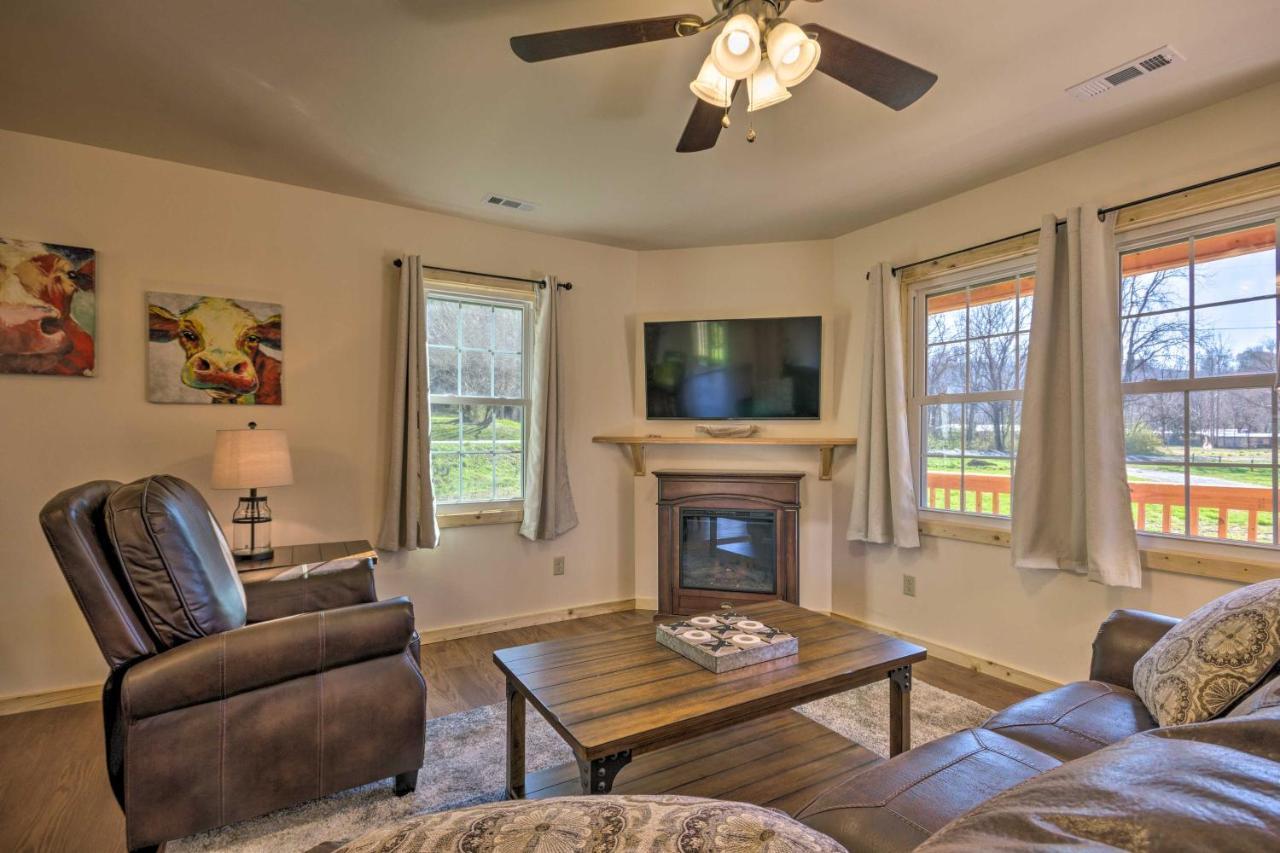 Cozy Smoky Mountain Cabin By Tuckasegee River! Bryson City Dış mekan fotoğraf